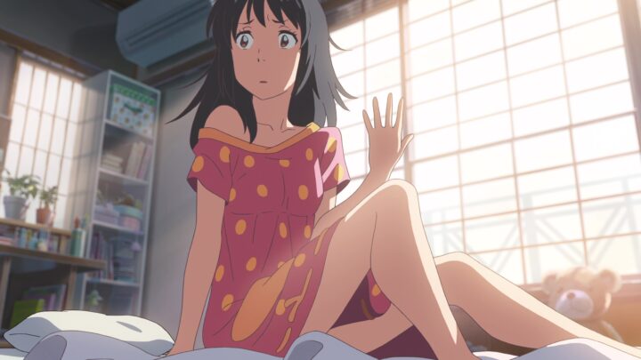 Mitsuha Miyamizu's fanservice in YourName-Scene19