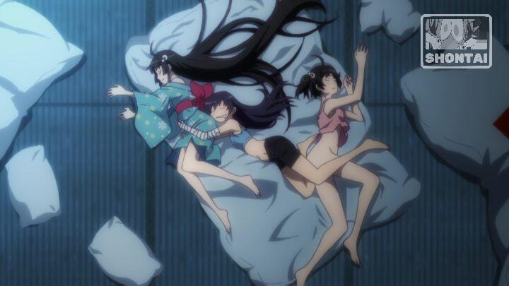 Karen Araragi's fanservice in Owarimonogatari_Ep2-Scene1