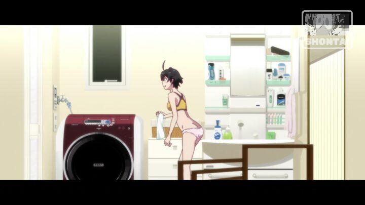 Karen Araragi's fanservice in Tsukimonogatari_Ep2-Scene4