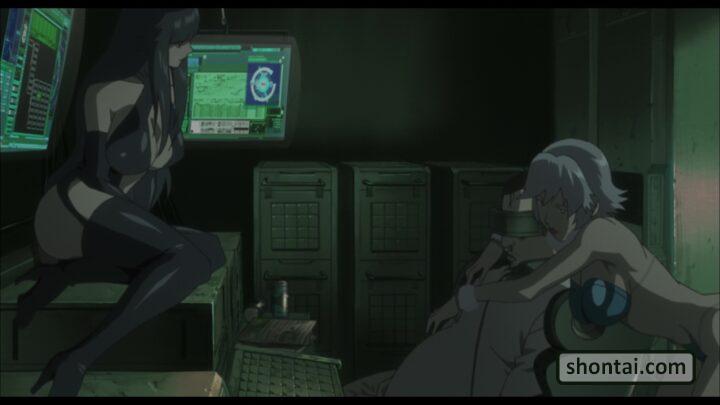 Other girls – Ghost in the Shell's fanservice in StandAloneComplexSeason#2ep20-Scene6