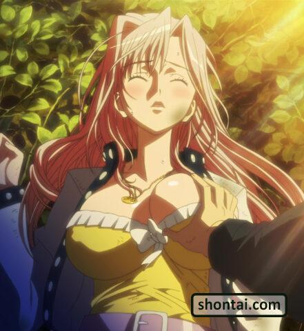 Charlotte Hazelrink's fanservice in ep1-Scene23