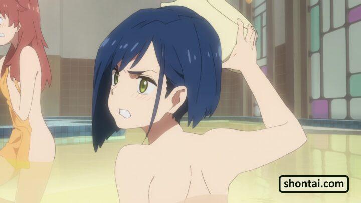 Miku's fanservice in season#1ep8-Scene19