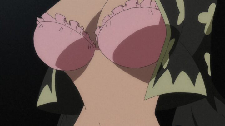 Nico Robin's fanservice in MovieFilmZ-Scene18