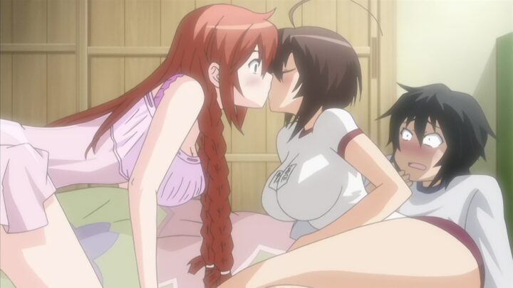 's fanservice in season#1ep5-Scene14